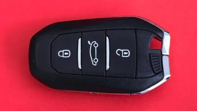 Jak złożyć kluczyk Peugeot po wymianie baterii: kompletna instrukcja