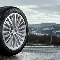 Najlepsze opony wielosezonowe do SUV-a: ranking i porównanie