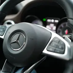 5 niepokojących oznak luzów na kierownicy. Sprawdźmy Twoje auto!