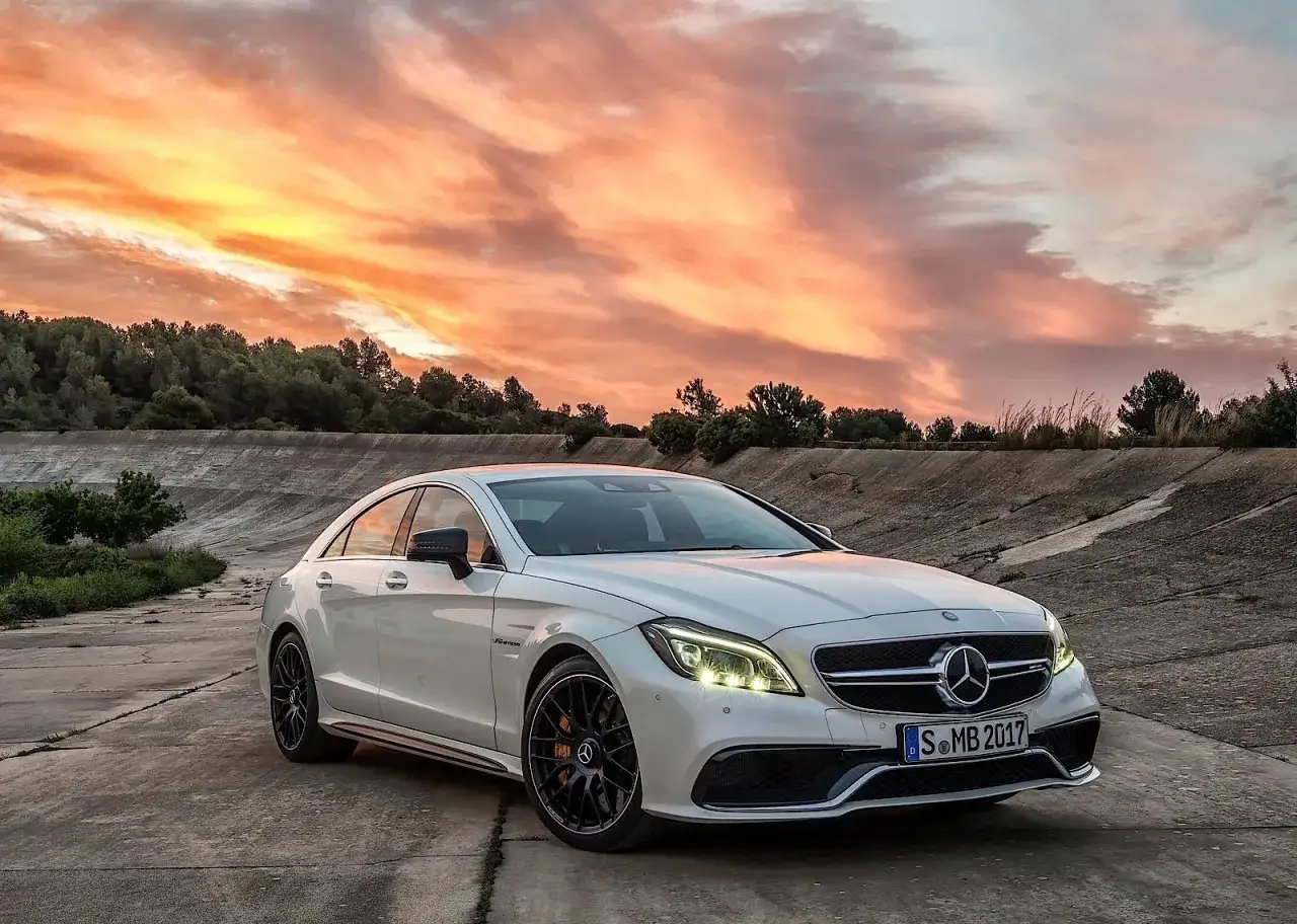 Zdjęcie Mercedes CLS 63 AMG – Ceny, specyfikacje i najczęstsze problemy